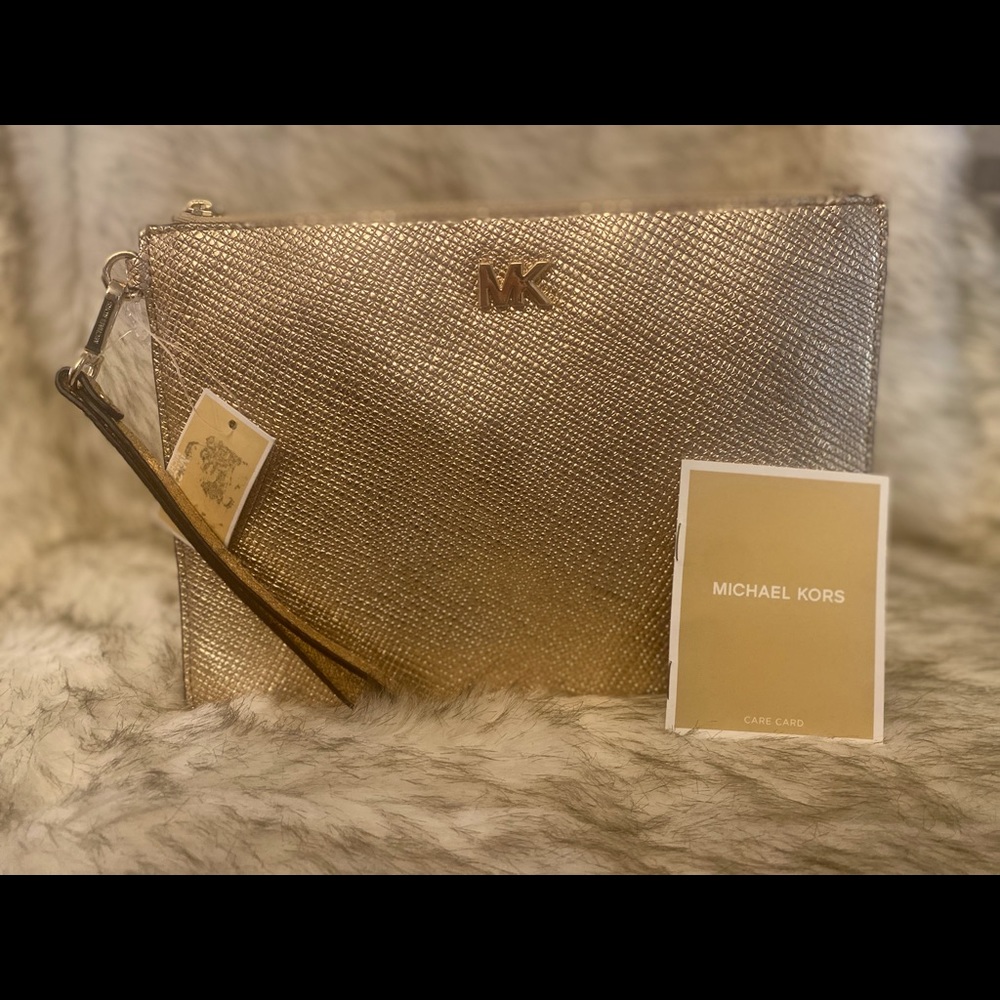 Michael Kors Wristlet